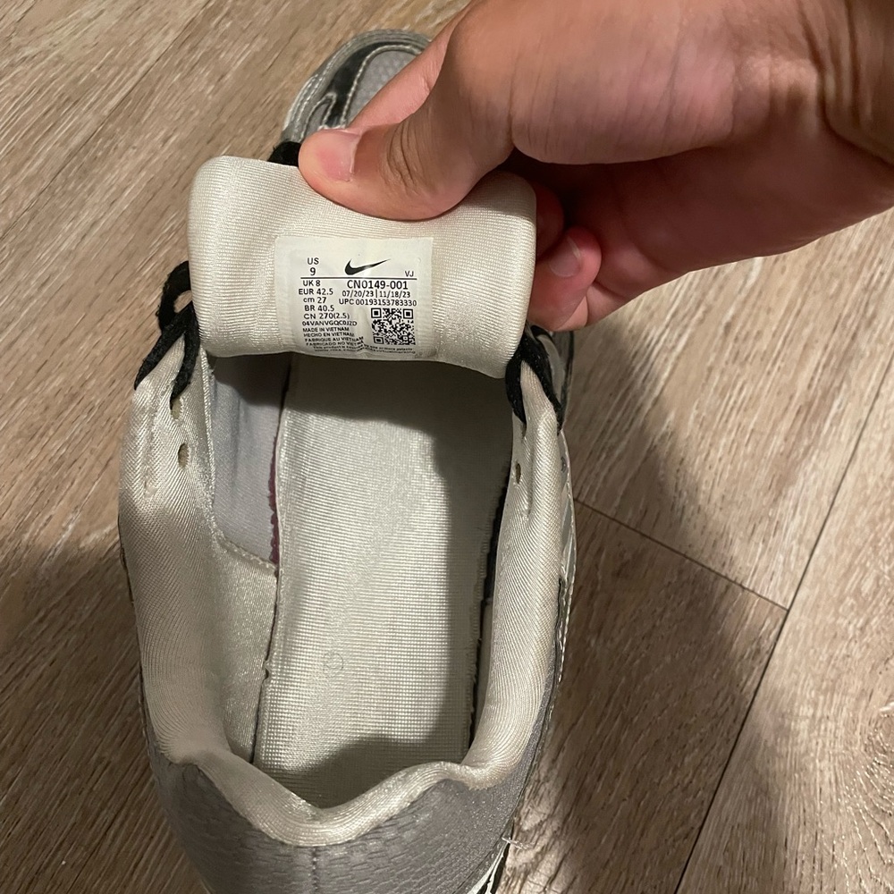 Nike Light Gray Sneakers